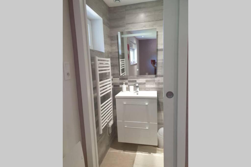 شقة Agreable Logement Pour 4 Pers A Deux Pas De Verdun Haudainville المظهر الخارجي الصورة